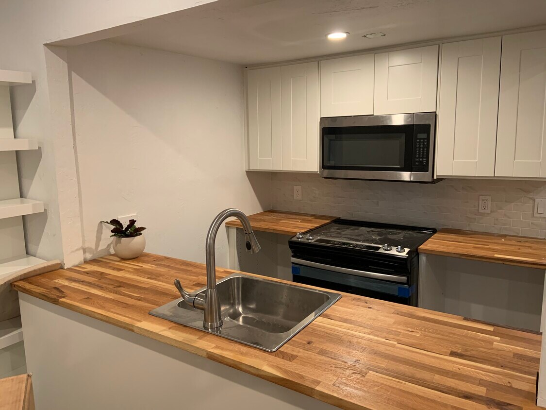 Foto principal - 16515 Marchmont Dr