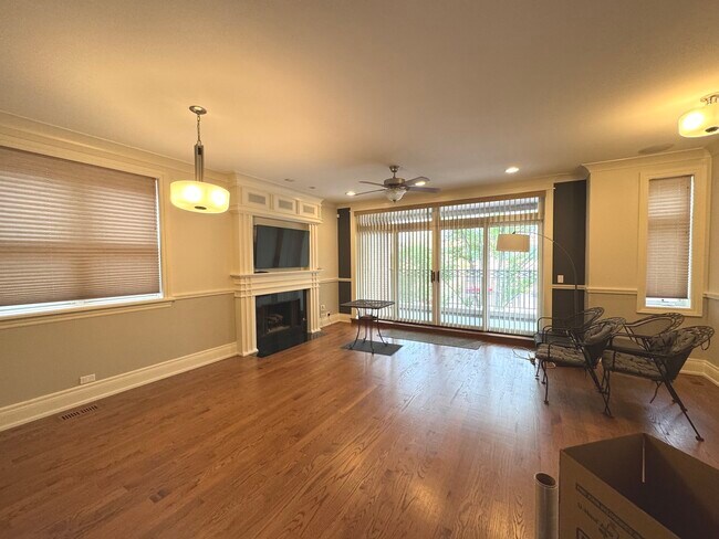 Foto del edificio - 2848 N Sheffield Ave