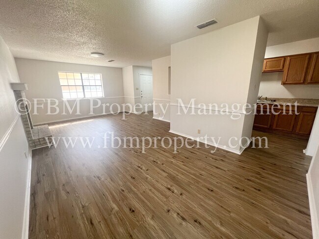 Foto del edificio - 221 Highland Ave