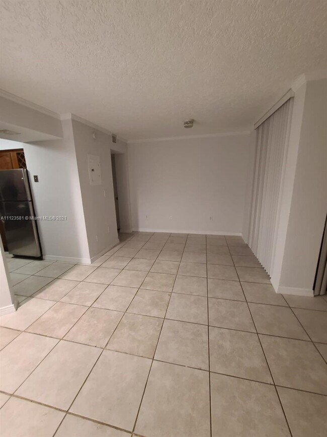 Building Photo - 8275 SW 152nd Ave