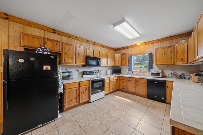 Foto del edificio - 18823 Cypress Church Rd