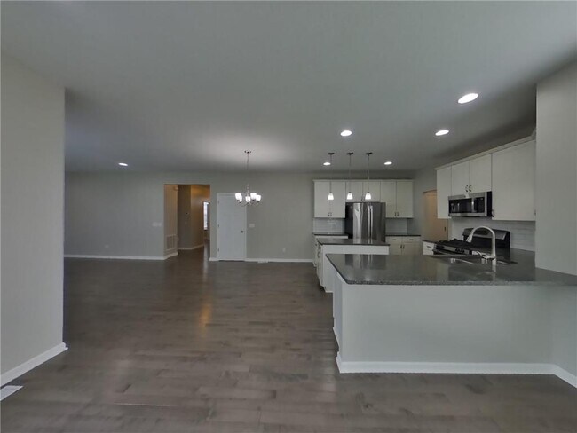 Foto del edificio - 12085 78th St NE