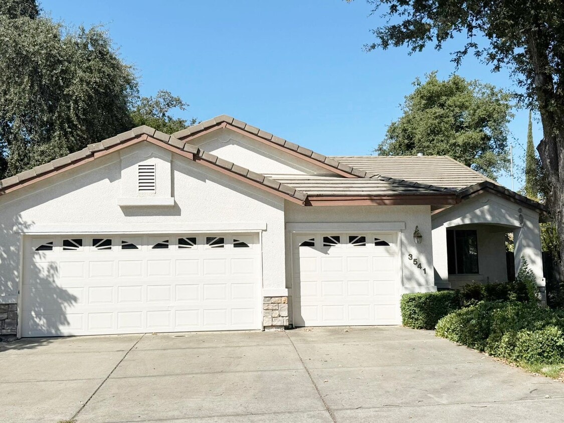 Home for Rent in Carmichael, CA - Home for Rent in Carmichael, CA