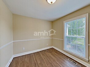 Building Photo - 2098 Prescott Way