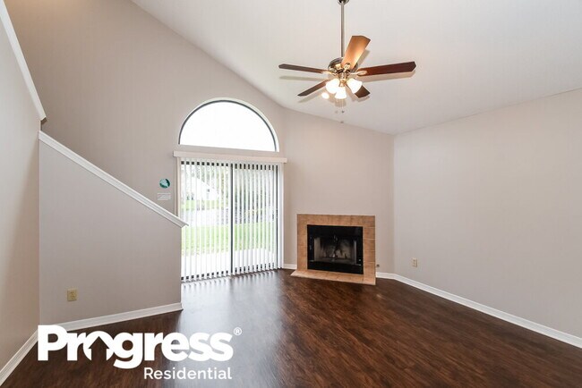 Foto del edificio - 2896 Lantana Lakes Dr E
