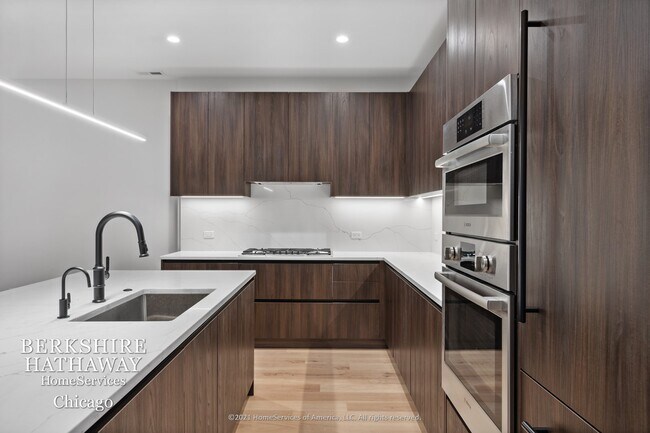 Foto del edificio - 232 S Green Street