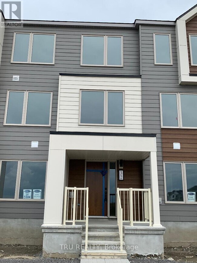 Building Photo - 32 Limnos Ln