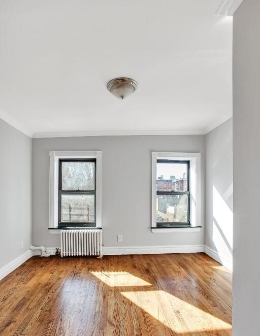 Foto principal - 411 E 12th St