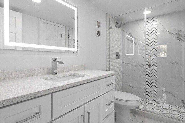 Foto del edificio - 7076 Huntington Ln