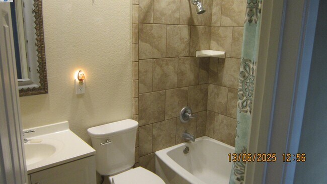 Foto del edificio - 1361 Seventh St