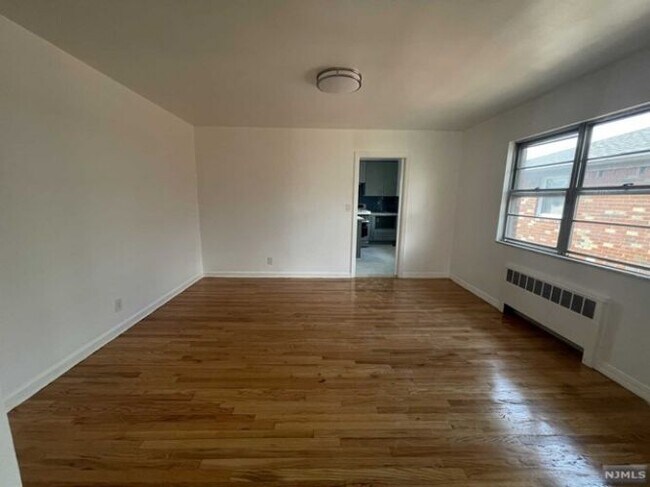 Building Photo - 661 Bergen Blvd