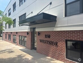 Building Photo - 850 West Side Ave