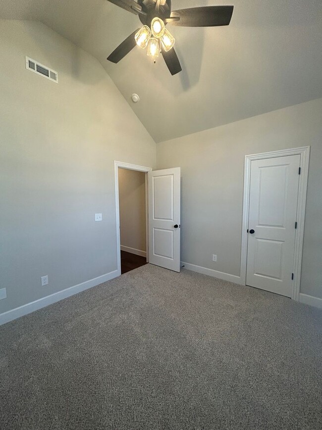 Foto del edificio - Beautiful Modern Home in Pea Ridge!