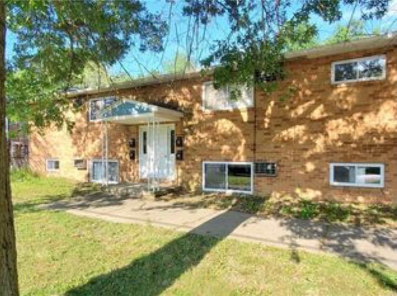 271 Kendall Ave, Campbell, OH 44405 Apartment for Rent in Campbell