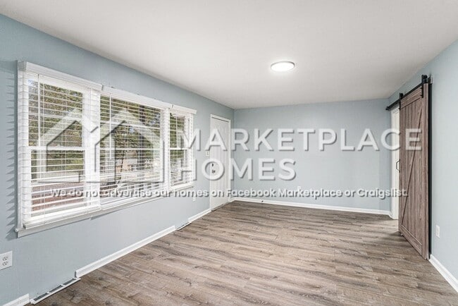 Building Photo - 9206 Blackwell St