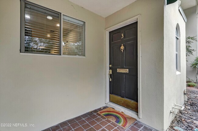 Foto del edificio - 2775 St Johns Ave