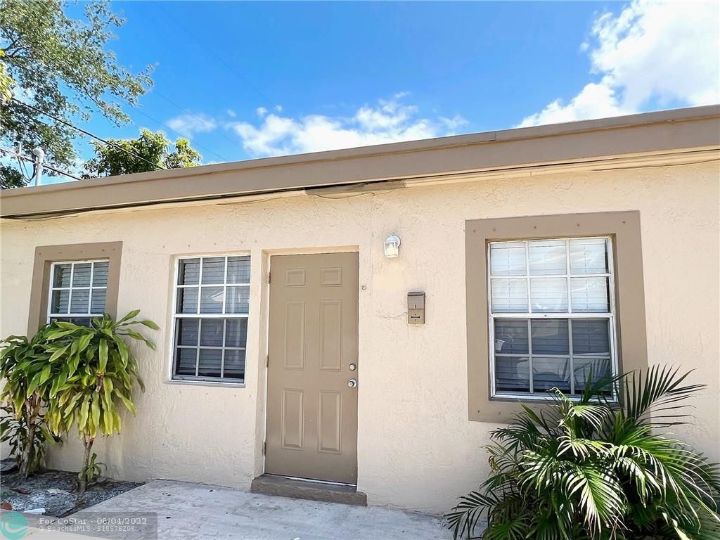 Foto principal - 1012 NW 7th St