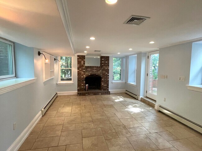 Building Photo - 36 Sunhill Ln