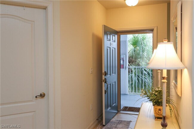 Building Photo - 7827 Regal Heron Cir