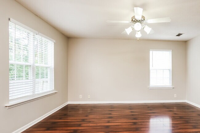 Foto del edificio - 4905 Ripple Cove