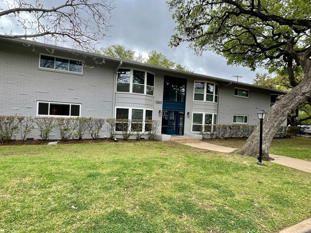 1210 Windsor Rd Unit 217, Austin, TX 78703 Condo for Rent in Austin