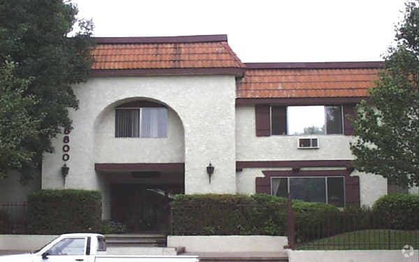 Building Photo - 8800 Cedros Ave