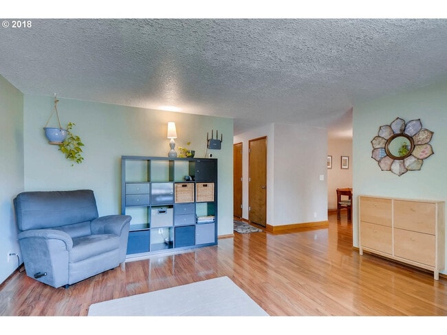 Building Photo - SW Corona - Beaverton