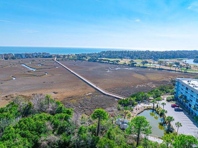 Building Photo - 662 William Hilton Pkwy