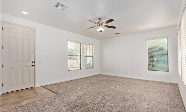 Foto del edificio - 4428 E Wildhorse Dr