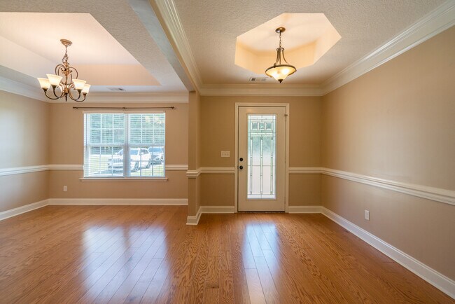 Building Photo - 633 Wilkinson Rd