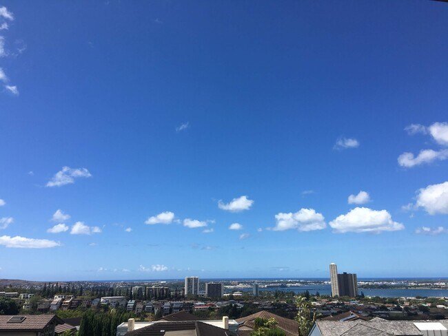 Foto del edificio - 98-673  KAAHELE STREET