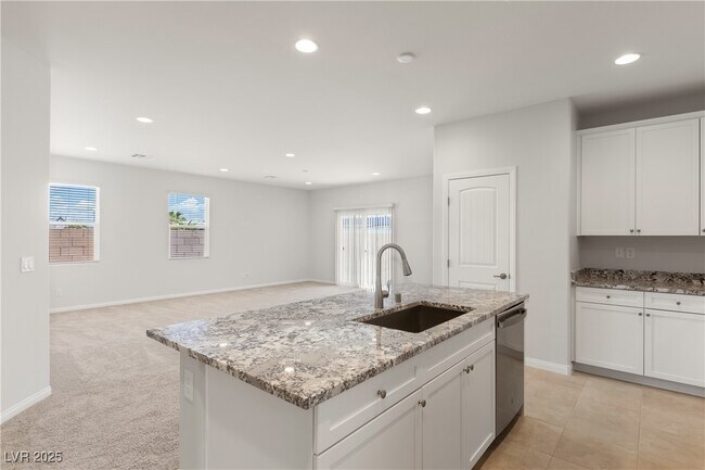 Foto del edificio - 5704 Steinbeck Vly St