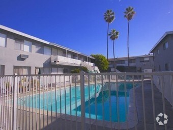Foto principal - 7100 Fulton Ave