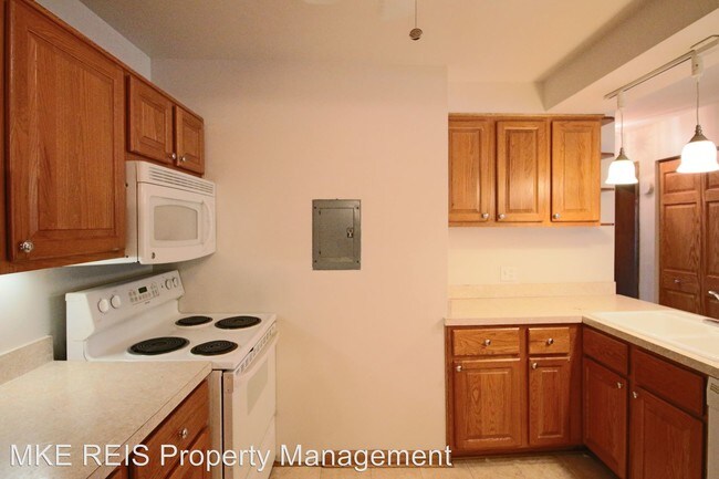 Building Photo - 7820 W Leon Ter