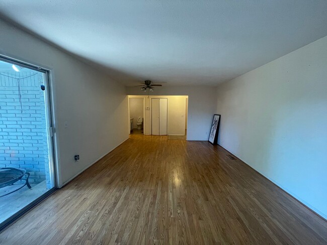 Foto del edificio - 3 Bed Duplex OKC