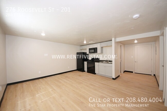 Building Photo - NEW 2 Bedroom Apartment Available at Gardn...