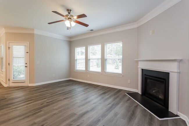 Foto del edificio - 216 Preserve Dr