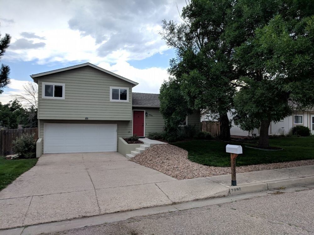 Primary Photo - 3 Bed / 2 Bath Split Level with A/C