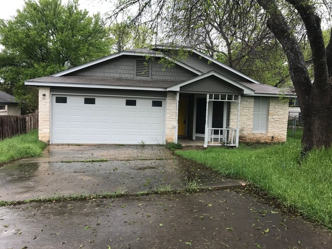 Building Photo - 3/2 in COPPERFIELD