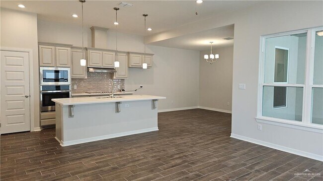 Foto del edificio - 10328 N 13th St