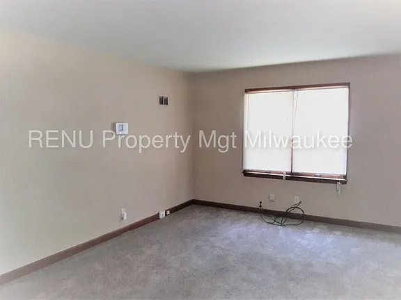 Foto del edificio - 4712 N 71st St