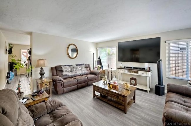 Building Photo - 1322 Carnell Ct