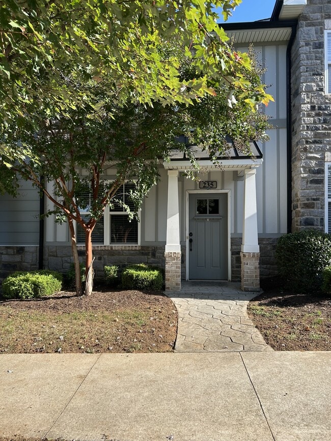 Photo - 235 Capstone Dr (Lynchburg, VA) Apartment
