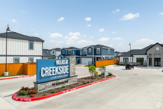 Entrance - Villas at Creekside