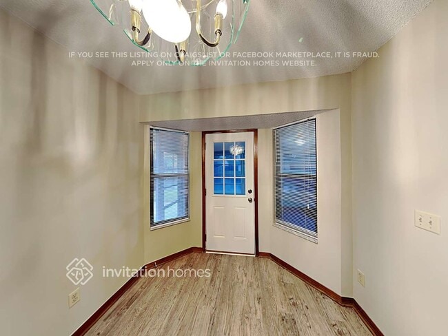 Foto del edificio - 10669 Parliament Pl