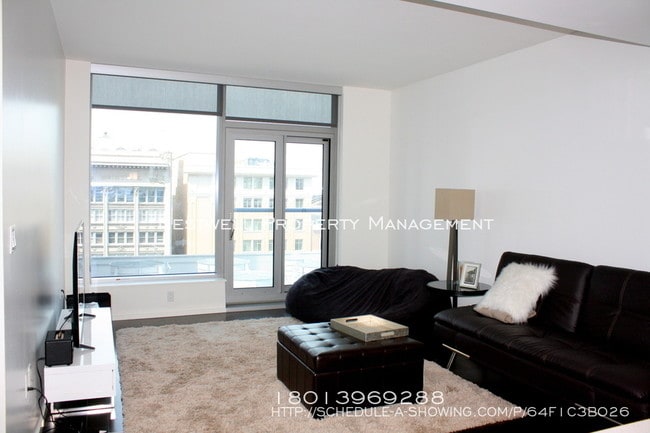 Building Photo - 35 E 100 S
