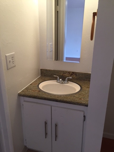 Foto del edificio - 4660 Westside Rd