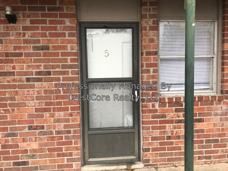 Primary Photo - 4455 MACON Rd