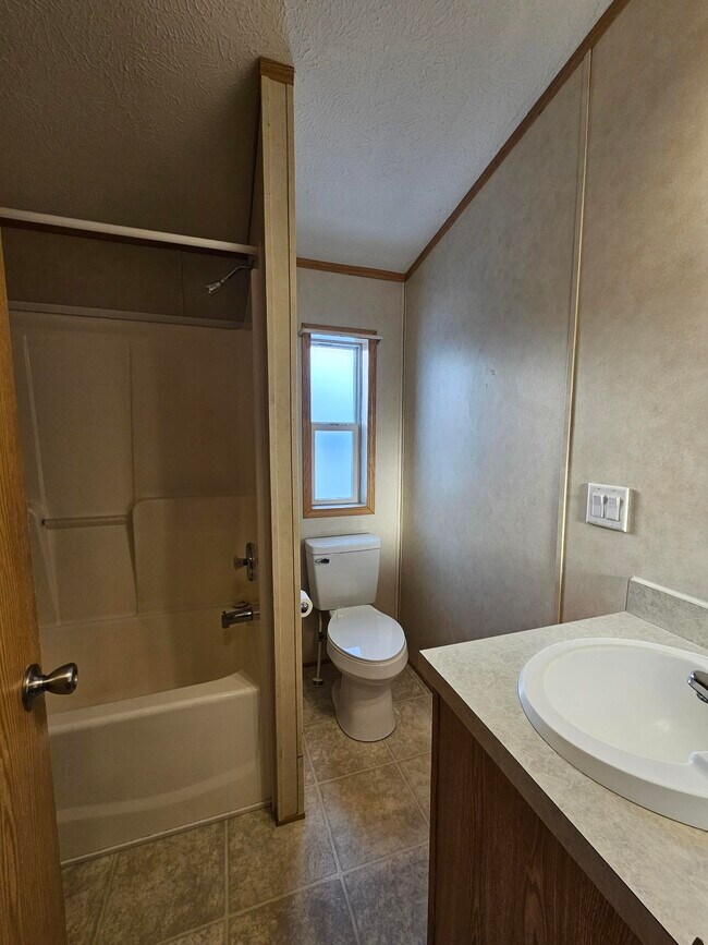 Foto del edificio - 54 Noble Ln