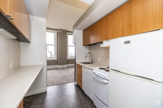 Studio - 435 SF - The Fleming Building
